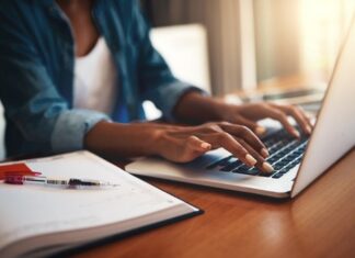 5 Secrets to Being a Successful Online College Student