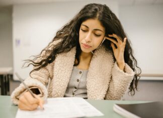 5 Helpful Tips For College Applications